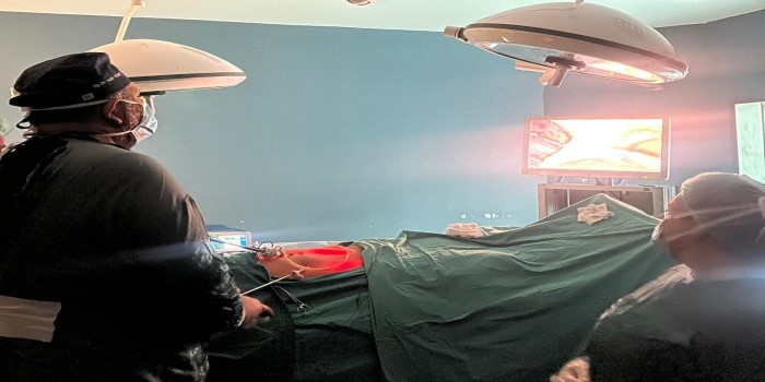 Kahta’da ilk defa kapalı fıtık ameliyatı gerçekleştirildi